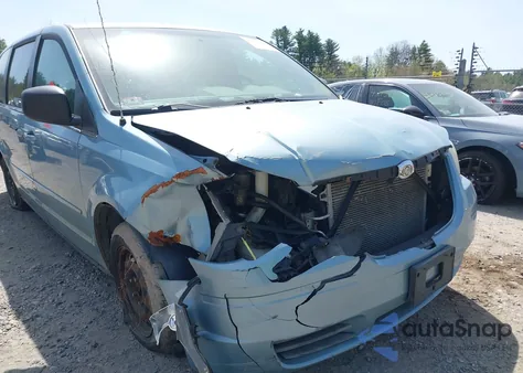 2009 Chrysler Town & Country Lx from USA, damaged, VIN 2A8HR44E69R640991